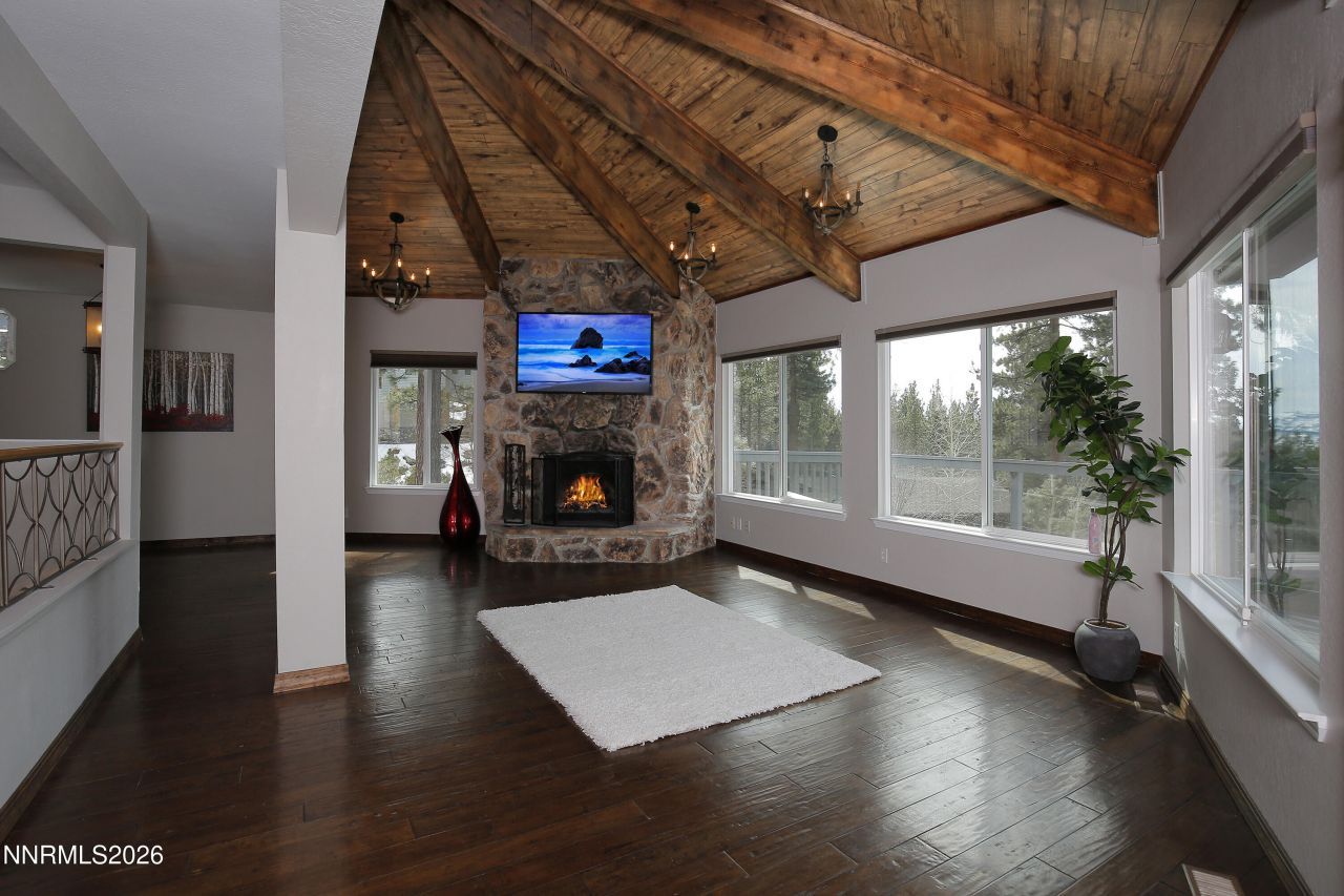 394 Sherwood Drive, Stateline, NV 89449 Photo