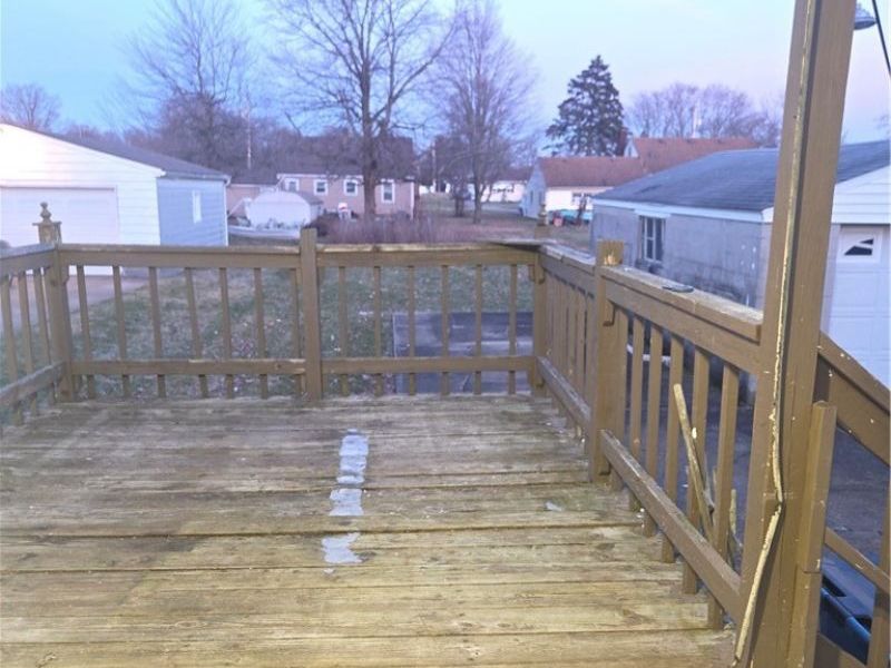 159 Piccadilly Street, Campbell, OH 44405 Photo 15