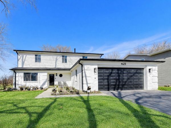 421 N Ashbury Avenue, Bolingbrook, IL 60440