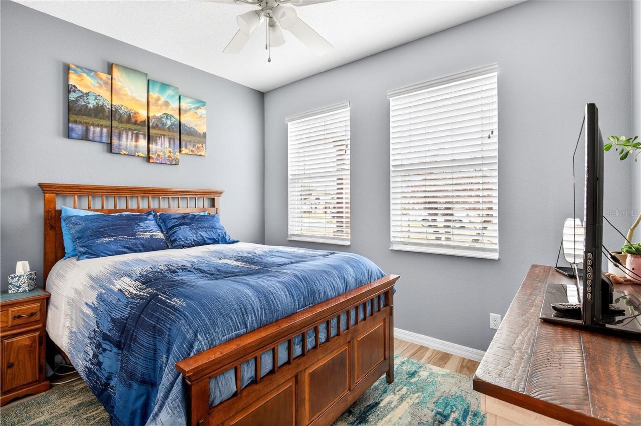 36452 Grand Island Oaks Circle, Grand Island, FL 32735 Photo