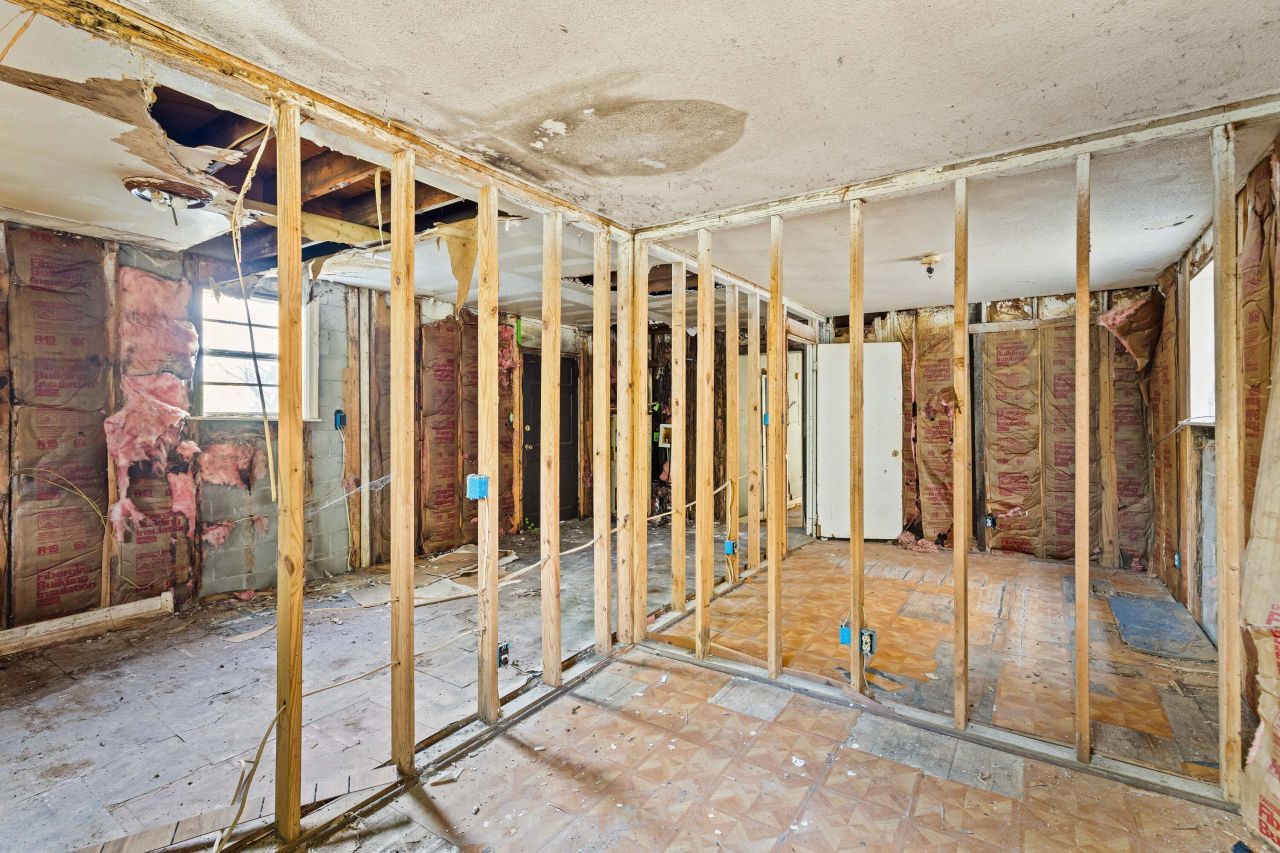 6 Poinsett Street Photo 8