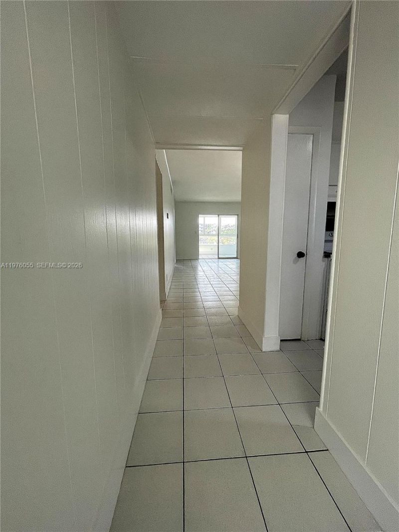 19255 NE 2nd Ave, Unit 2224, Miami, FL 33179 Photo