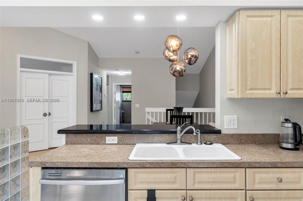 7525 NW 61st Ter , Unit 804, Parkland, FL 33067 Photo