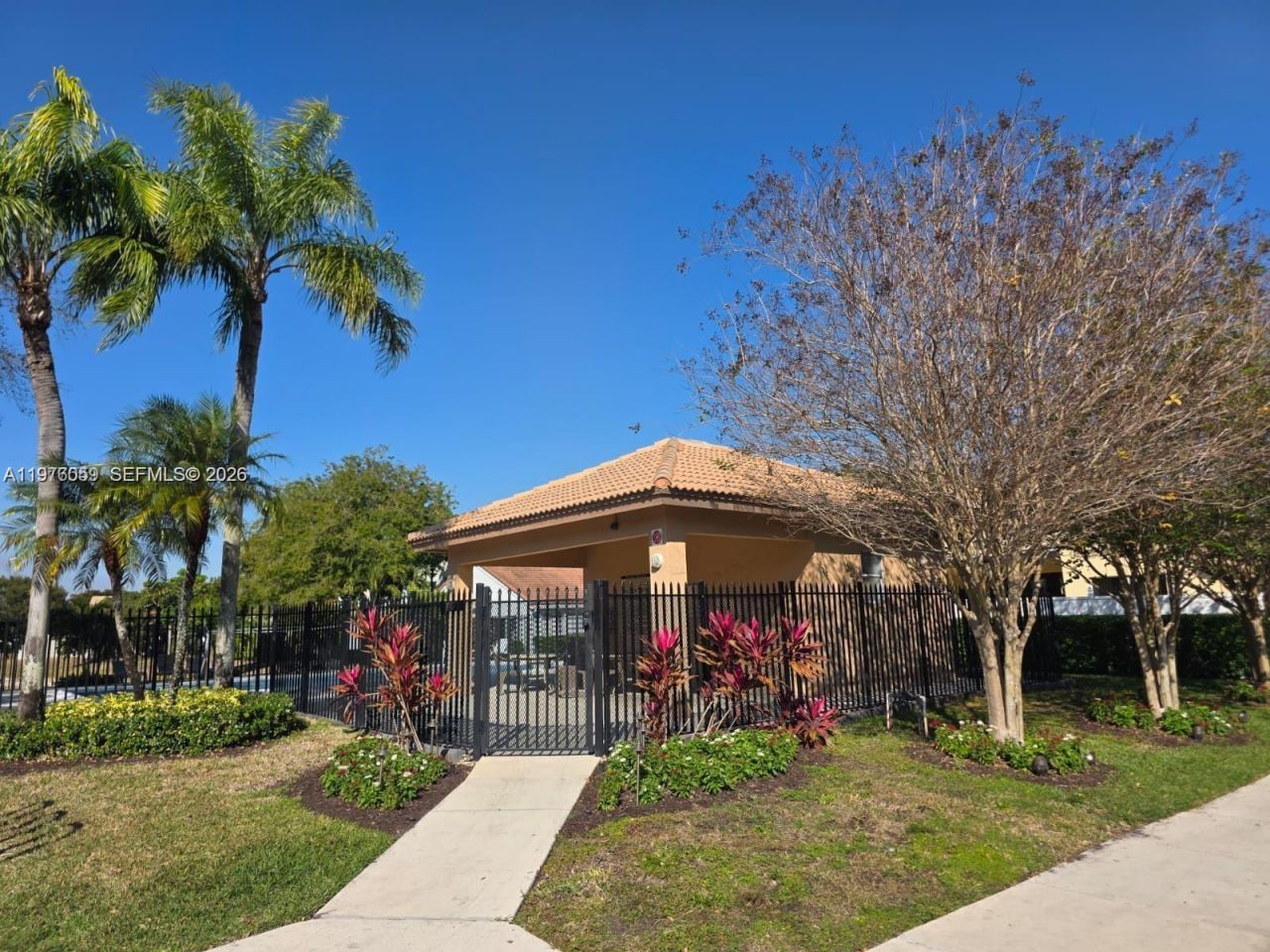 7525 NW 61st Ter , Unit 804, Parkland, FL 33067 Photo