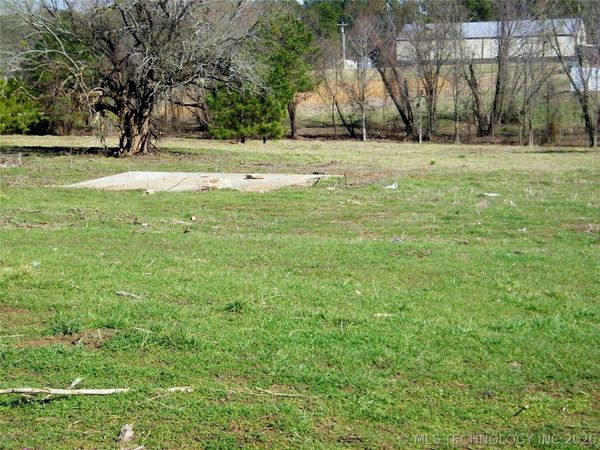 3 E Washington Street , Idabel, OK 74745