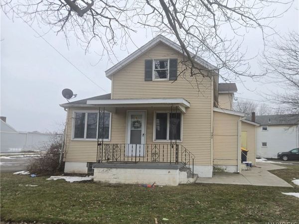 340 Park Avenue , Lockport, NY 14094