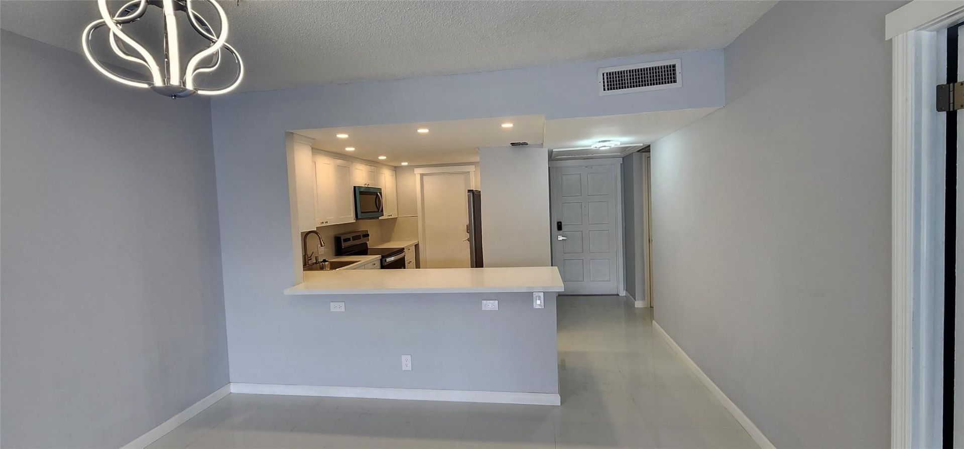 2801 N Palm Aire Drive, Unit 205, Pompano Beach, FL 33069 Photo