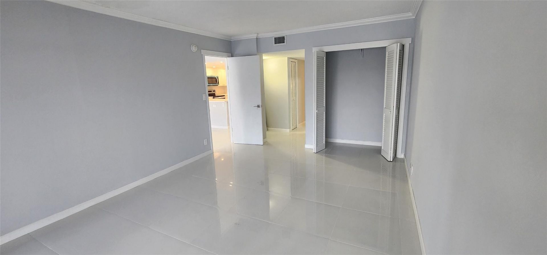 2801 N Palm Aire Drive, Unit 205, Pompano Beach, FL 33069 Photo