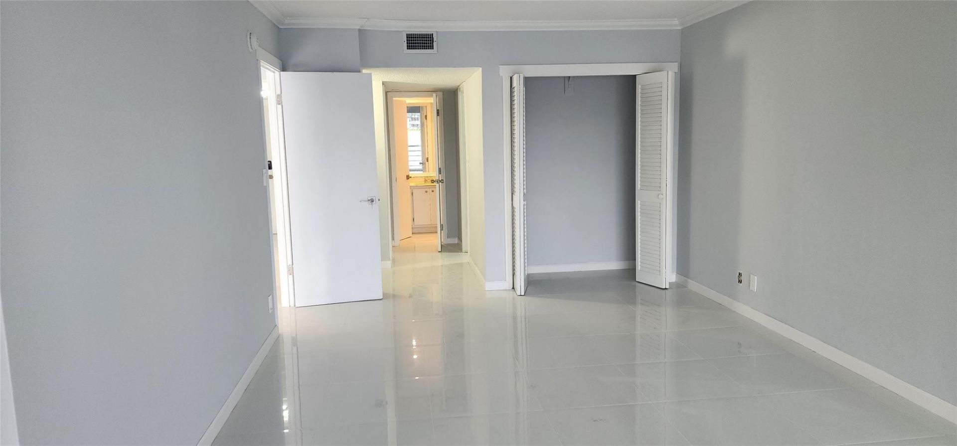 2801 N Palm Aire Drive, Unit 205, Pompano Beach, FL 33069 Photo