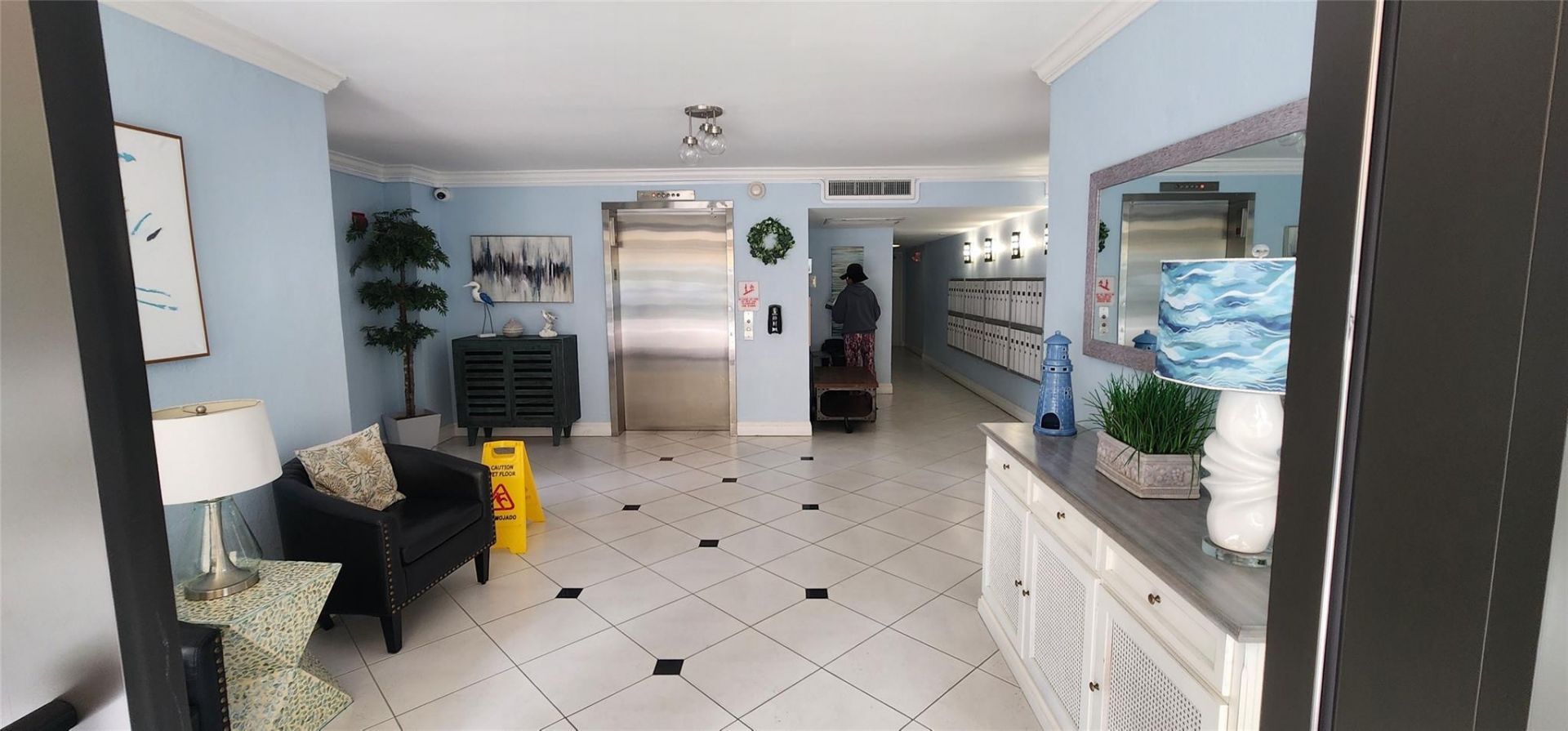 2801 N Palm Aire Drive, Unit 205, Pompano Beach, FL 33069 Photo