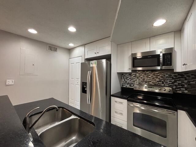 5844 Blueberry Unit 68 Court, Lauderhill, FL 33313 Photo