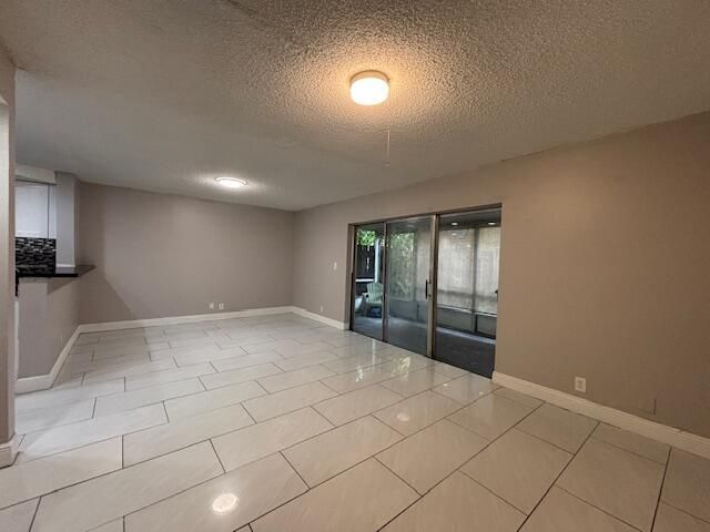 5844 Blueberry Unit 68 Court, Lauderhill, FL 33313 Photo