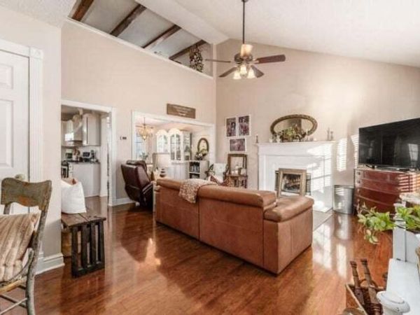 71 Gala Avenue, Pataskala, OH 43062