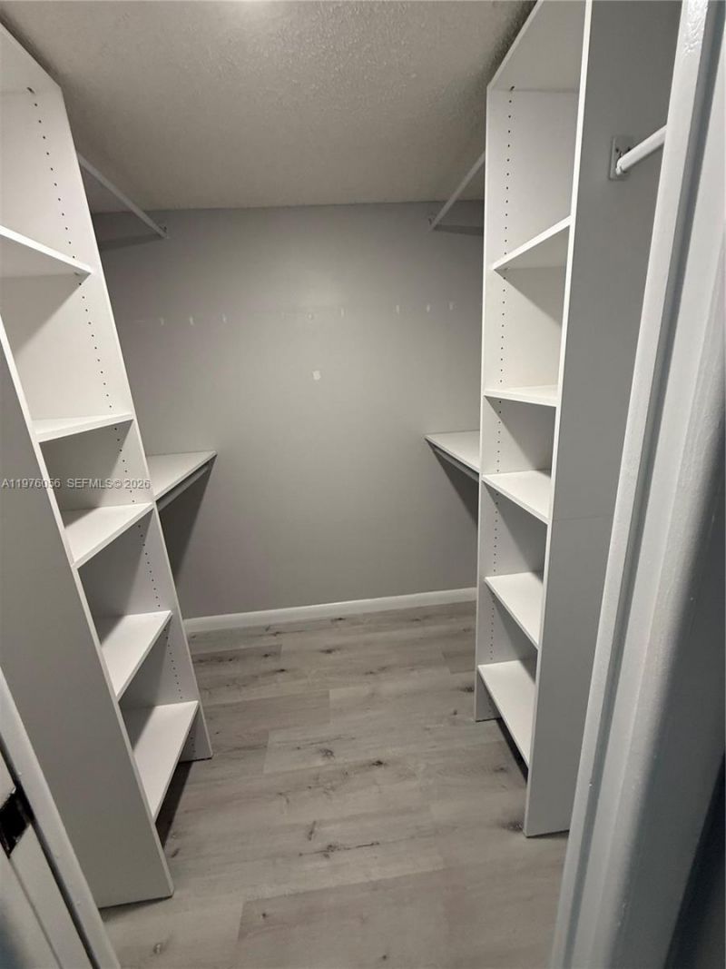 5130 Las Verdes Cir , Unit 123, Delray Beach, FL 33484 Photo