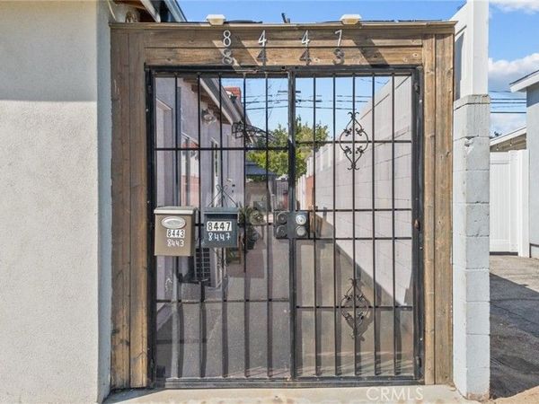 8443 Colbath Avenue, Panorama City, CA 91402