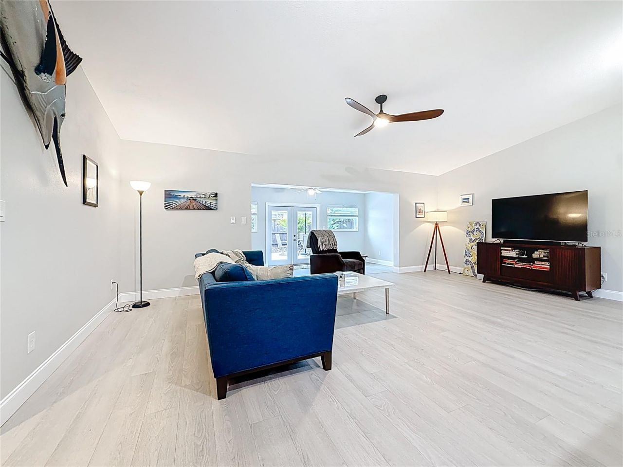 2400 Granada Circle W, Saint Petersburg, FL 33712 Photo