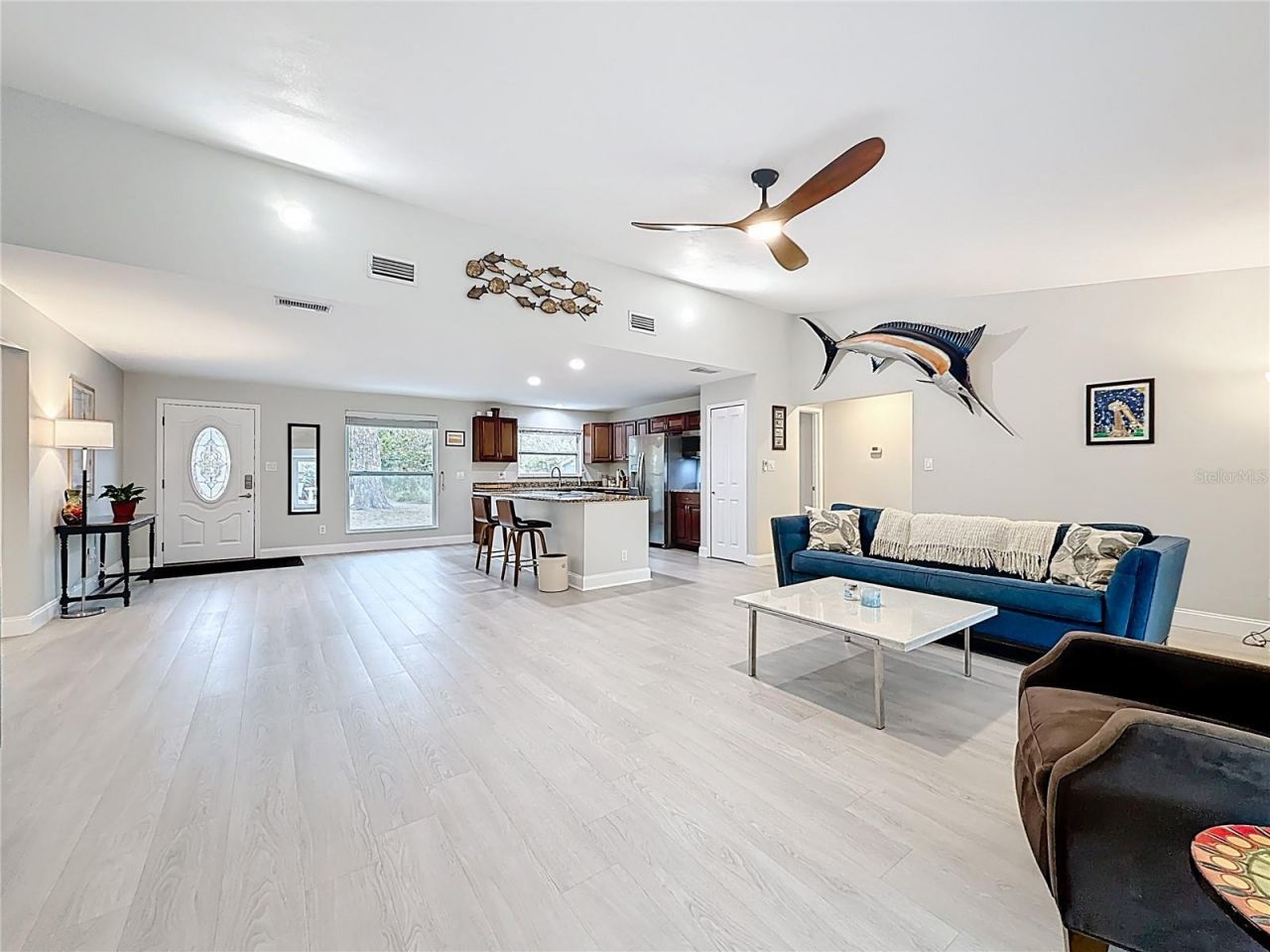 2400 Granada Circle W, Saint Petersburg, FL 33712 Photo