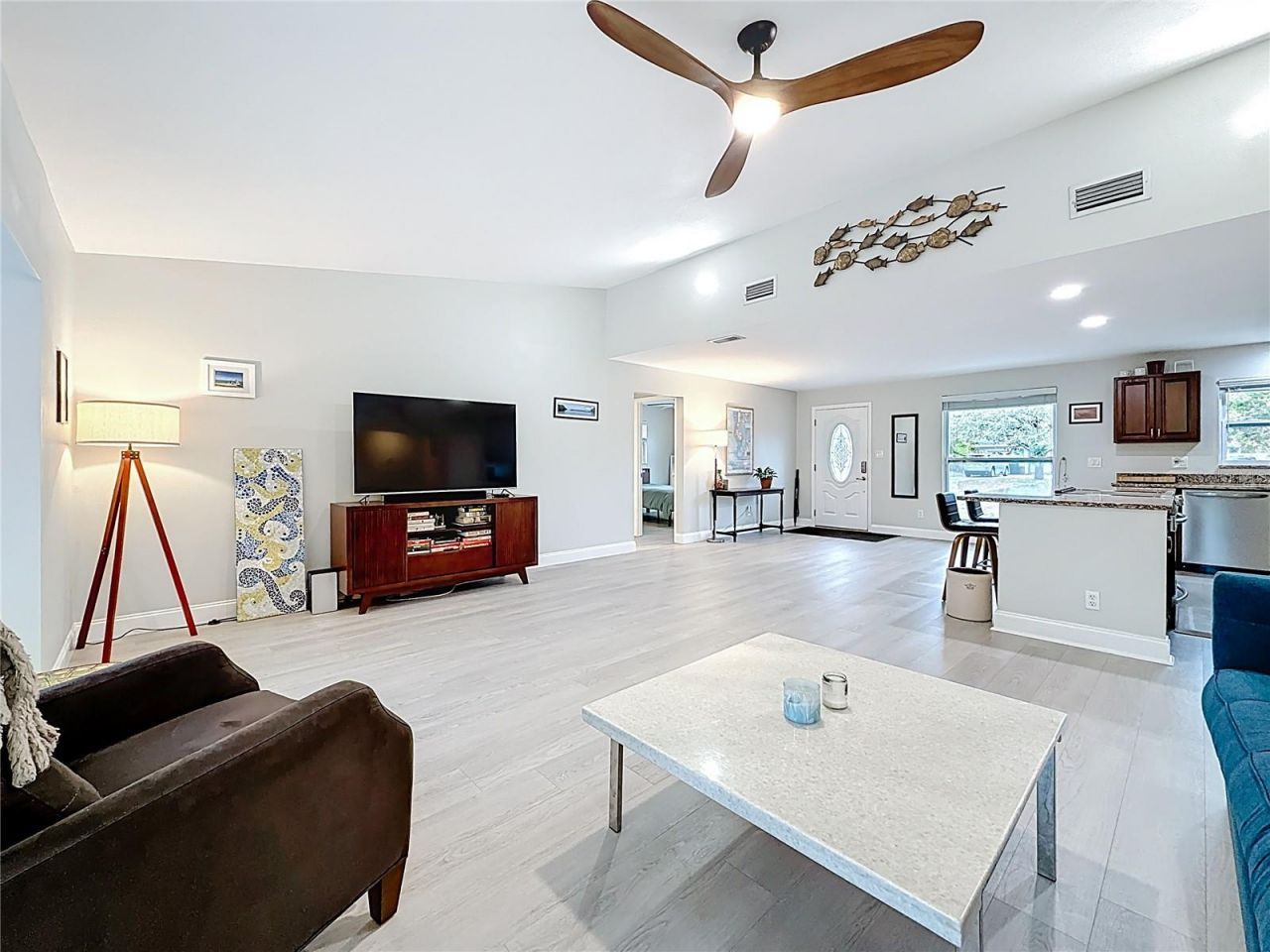 2400 Granada Circle W, Saint Petersburg, FL 33712 Photo