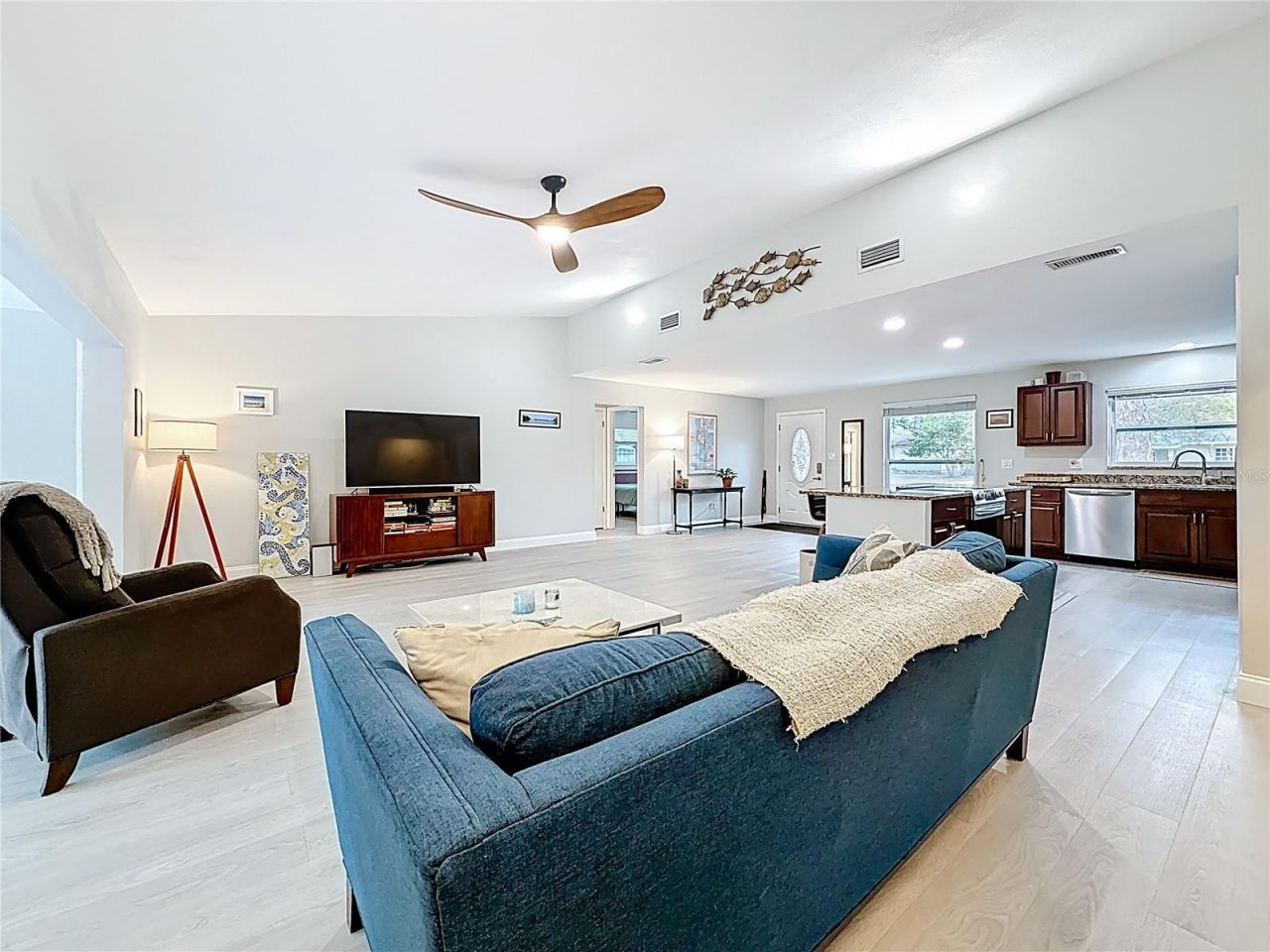 2400 Granada Circle W, Saint Petersburg, FL 33712 Photo