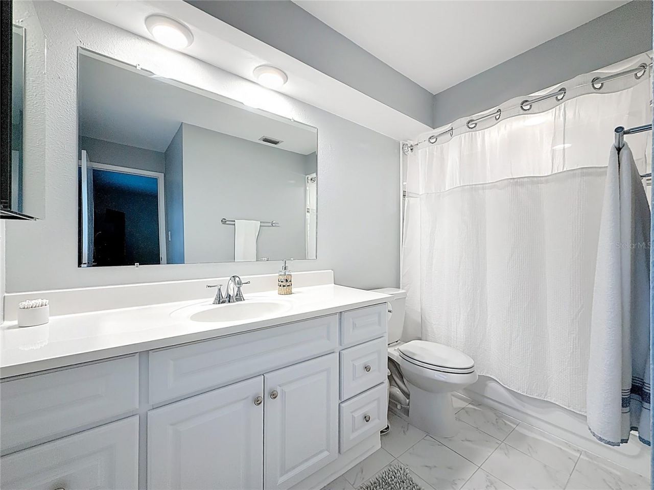 2400 Granada Circle W, Saint Petersburg, FL 33712 Photo