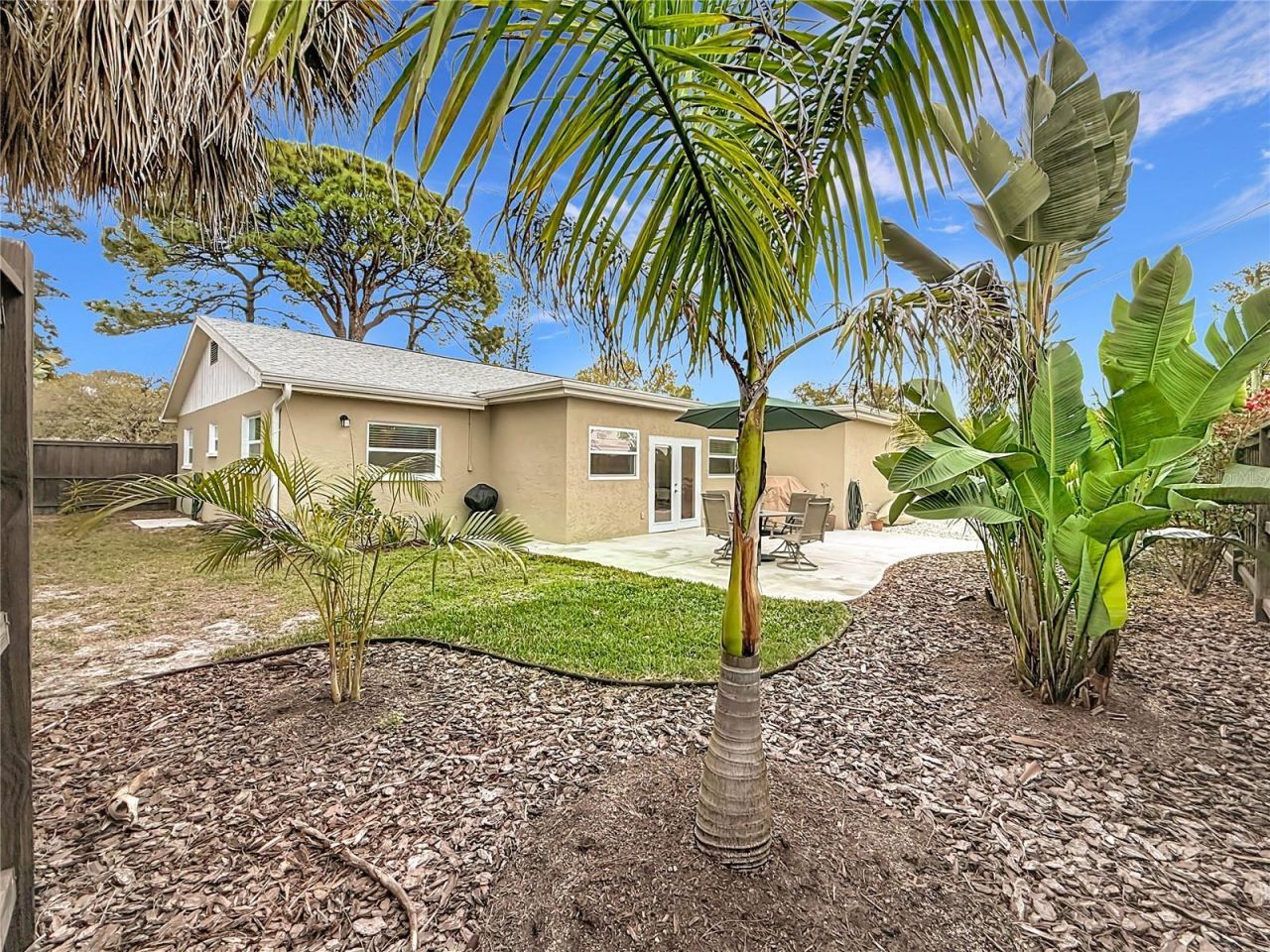 2400 Granada Circle W, Saint Petersburg, FL 33712 Photo