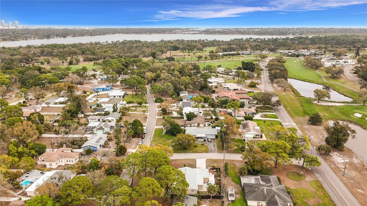 2400 Granada Circle W, Saint Petersburg, FL 33712 Photo