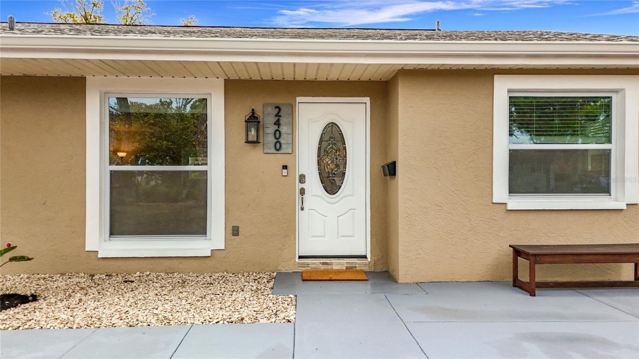 2400 Granada Circle W, Saint Petersburg, FL 33712 Photo