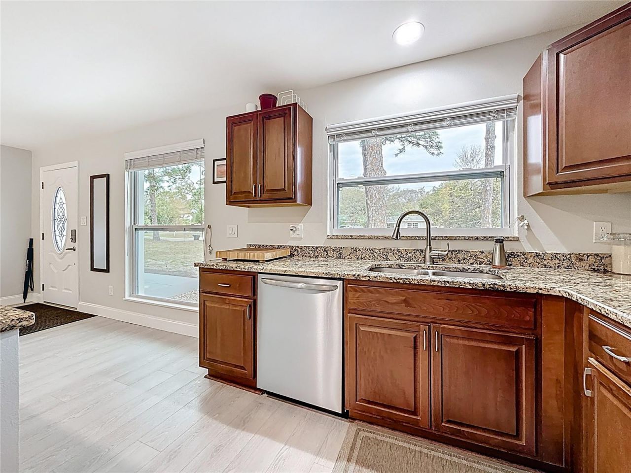 2400 Granada Circle W, Saint Petersburg, FL 33712 Photo