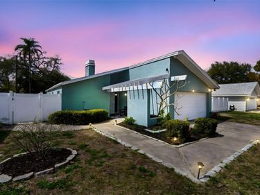 605 25TH STREET SW, LARGO, FL 33770