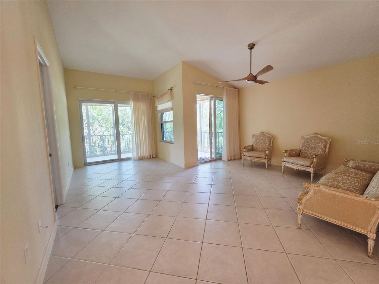 6775 Huntington Lakes Circle, Unit 202, Naples, FL 34119 Photo