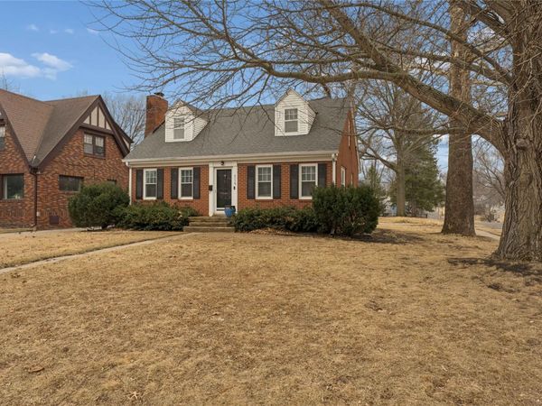 4338 Franklin Avenue, Des Moines, IA 50310