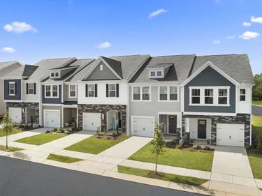 672 Sefton Park Drive, Zebulon, NC 27597