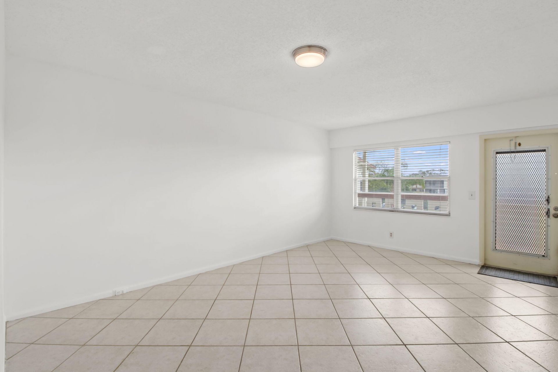 124 Preston C, Boca Raton, FL 33434 Photo