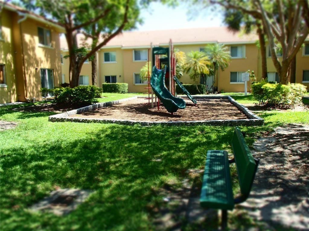 7910 NW 7th Street, Unit 103-8, Pembroke Pines, FL 33024 Photo