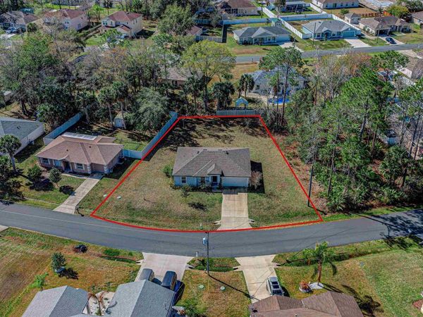 30 Riviere Ln, Palm Coast, FL 32164