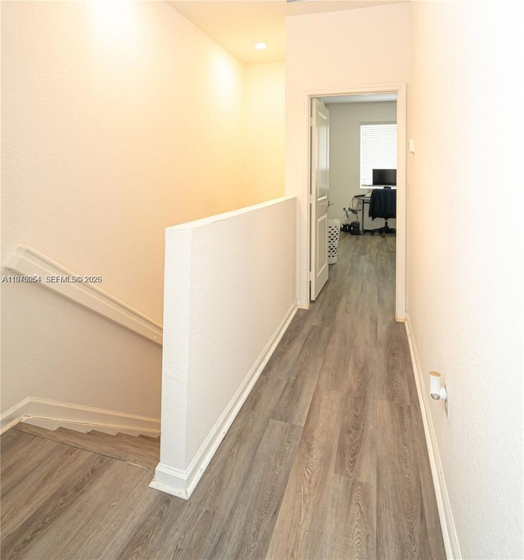 2820 NW 180th St , Miami Gardens, FL 33056 Photo