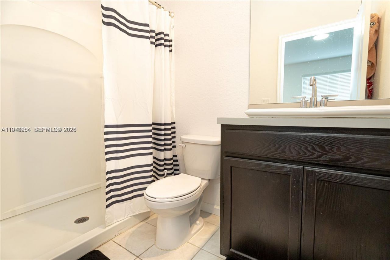 2820 NW 180th St , Miami Gardens, FL 33056 Photo