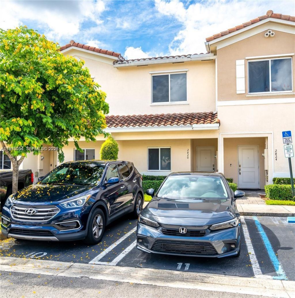 2820 NW 180th St , Miami Gardens, FL 33056 Photo