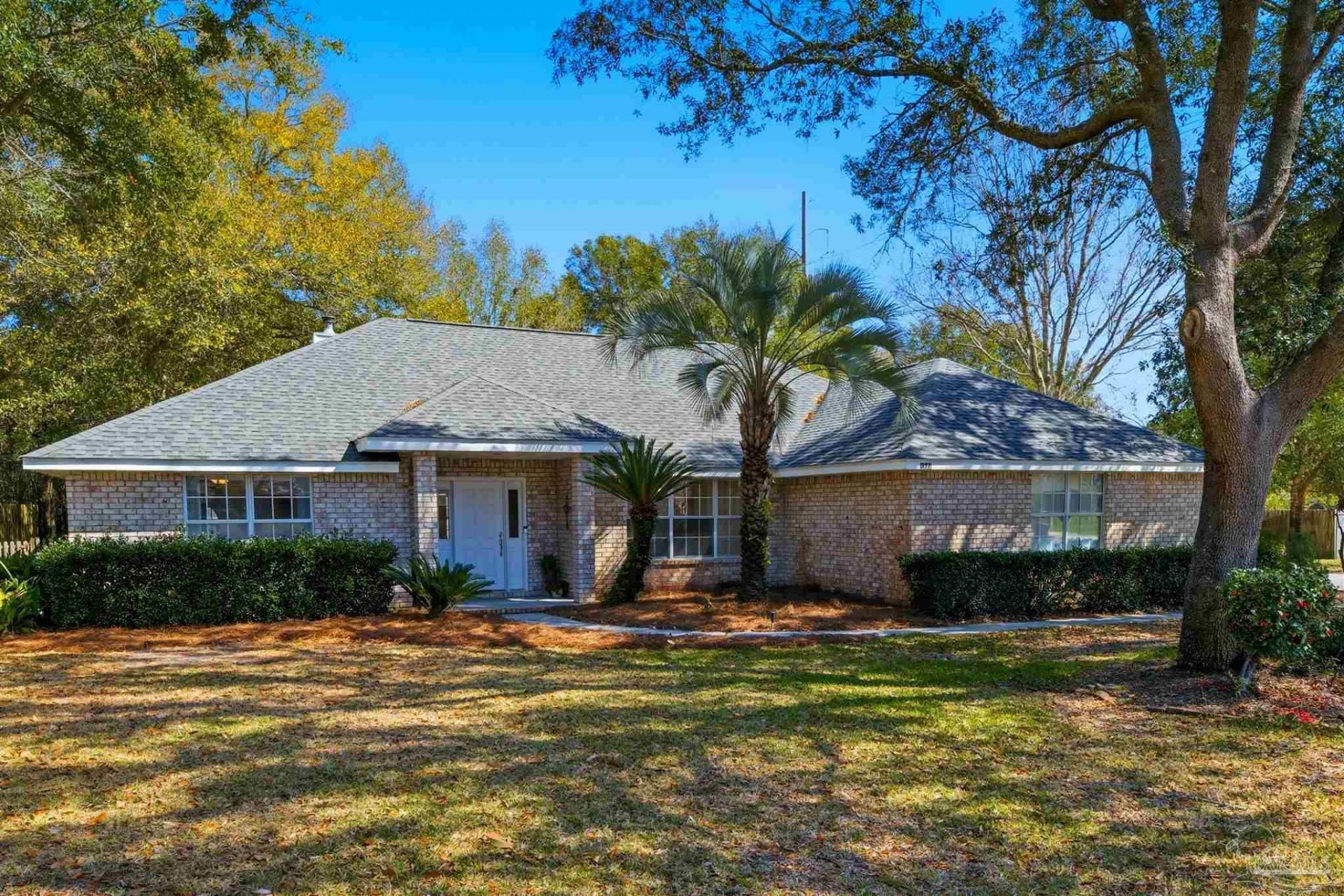 1522 Oak Shore Dr, Gulf Breeze, FL 32563 Main Photo