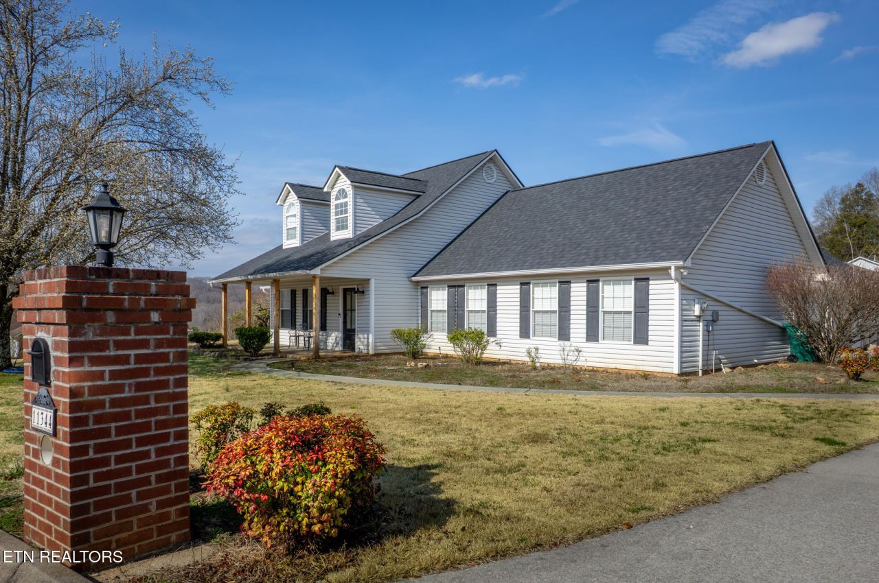11344 Stonebriar Lane, Knoxville, TN 37932 Main Photo