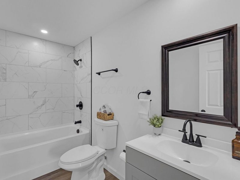 4534 N Fairgreen Drive, Dayton, OH 45416 Photo 10