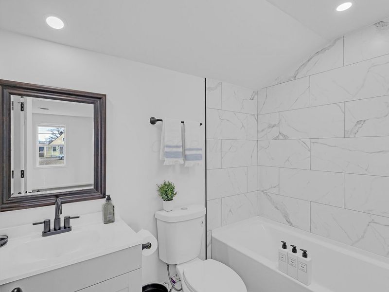 4534 N Fairgreen Drive, Dayton, OH 45416 Photo 14