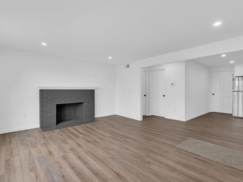 4534 N Fairgreen Drive, Dayton, OH 45416 Photo 8