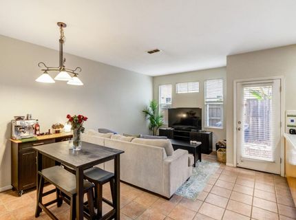 840 27th St, Sacramento, CA 95816 Photo