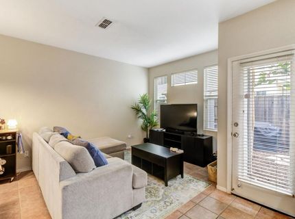 840 27th St, Sacramento, CA 95816 Photo