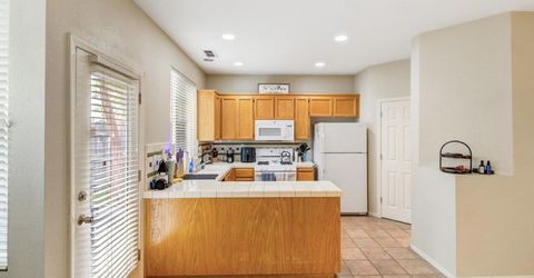 840 27th St, Sacramento, CA 95816 Photo