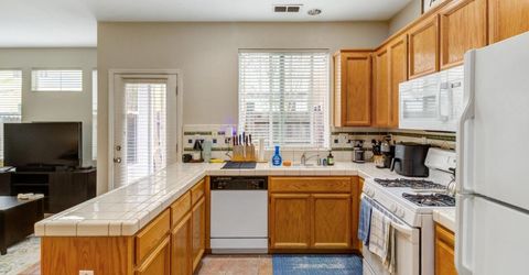 840 27th St, Sacramento, CA 95816 Photo