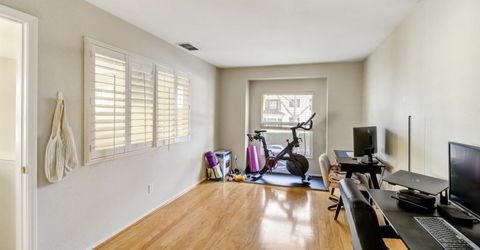 840 27th St, Sacramento, CA 95816 Photo