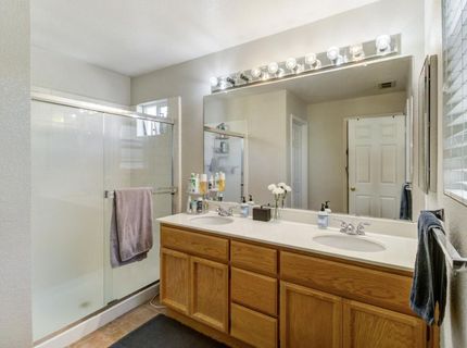 840 27th St, Sacramento, CA 95816 Photo