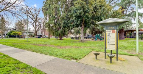 840 27th St, Sacramento, CA 95816 Photo